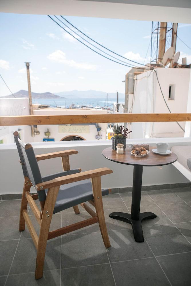 Kissos Luxury Suites Naxos City Ngoại thất bức ảnh