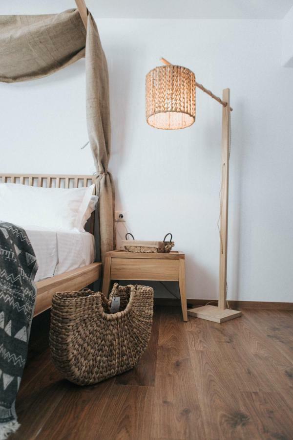 Kissos Luxury Suites Naxos City Ngoại thất bức ảnh