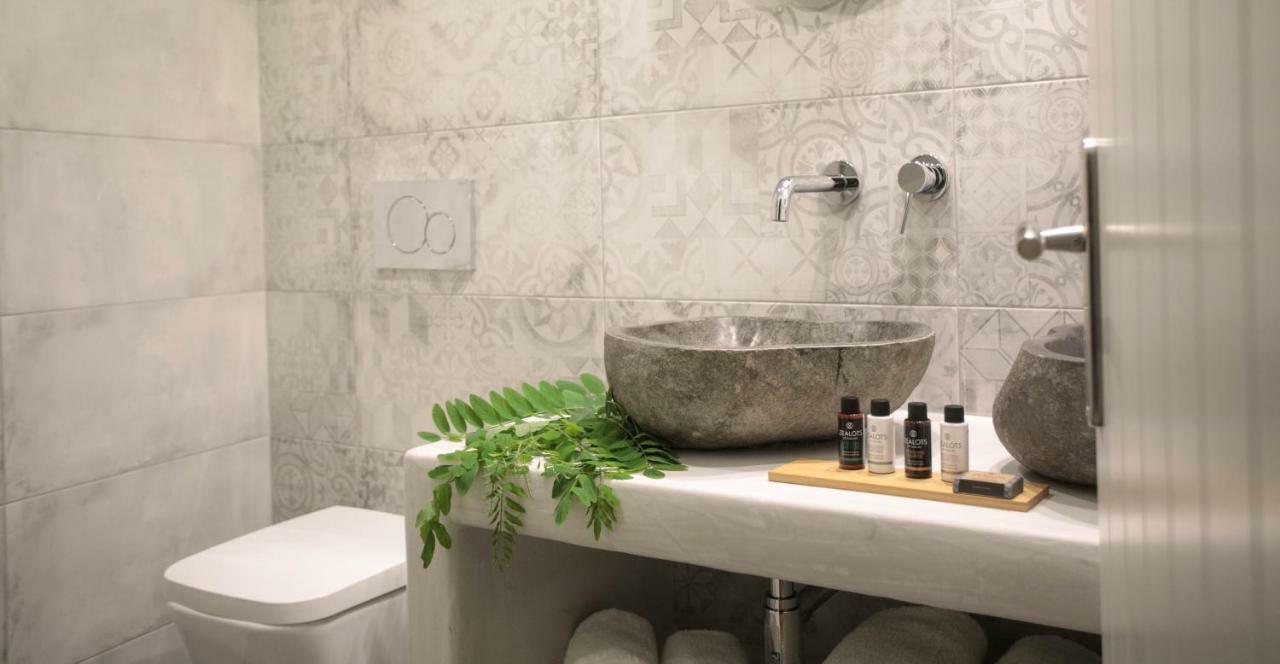Kissos Luxury Suites Naxos City Ngoại thất bức ảnh